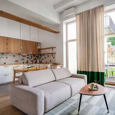 아파트 #stayhere - Serene & Cozy Loft In Trendy Paupys