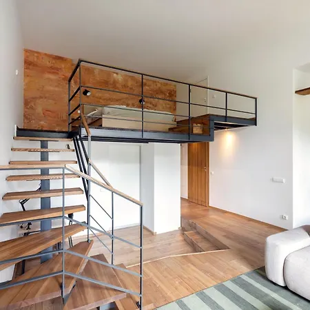 Апартаменты #stayhere - Serene & Cozy Loft In Trendy Paupys